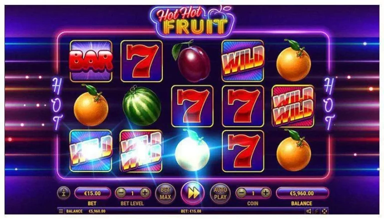 Screenshot of Hot Hot Fruit slot game